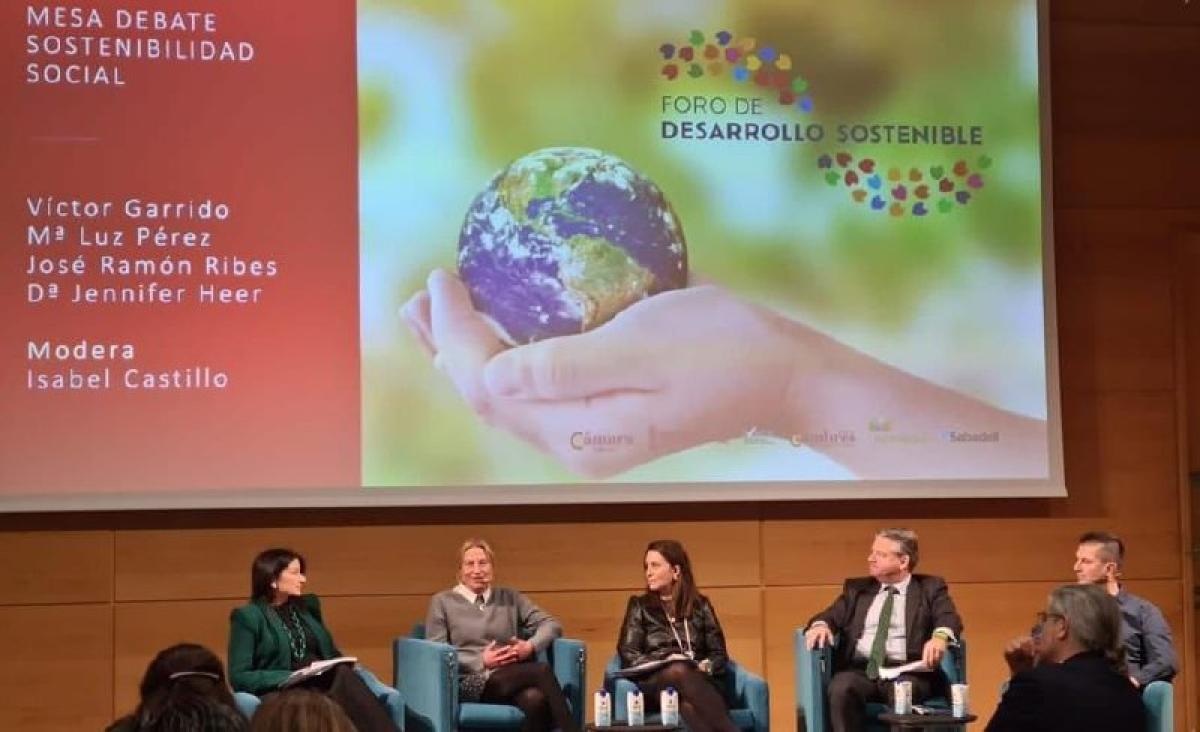 Mesa sobre Retos y oportunidades de las cadenas de valor globales del VII foro de desarrollo sostenible organizado por la Cmara de Valencia